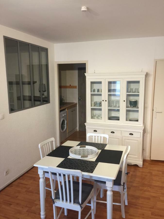 Very quiet 2-room apartment - Old Port, Town center La Rochelle  Buitenkant foto